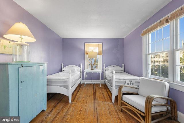 6 N 4TH ST, Surf City, NJ 08008