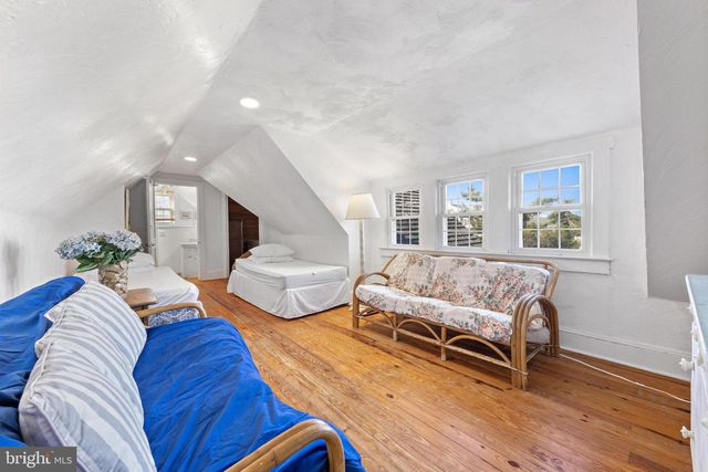 6 N 4TH ST, Surf City, NJ 08008