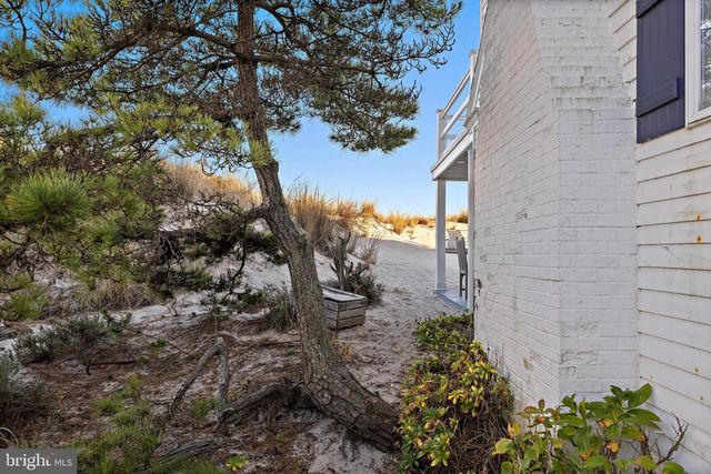 6 N 4TH ST, Surf City, NJ 08008