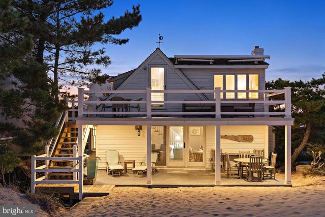 6 N 4TH ST, Surf City, NJ 08008