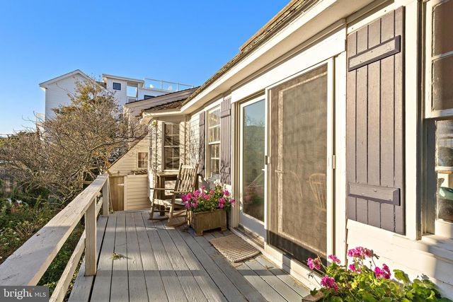 6 N 4TH ST, Surf City, NJ 08008