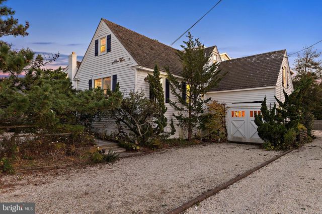 6 N 4TH ST, Surf City, NJ 08008