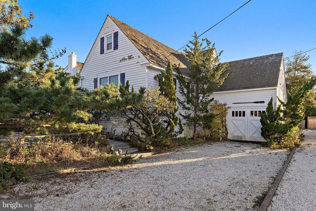 6 N 4TH ST, Surf City, NJ 08008