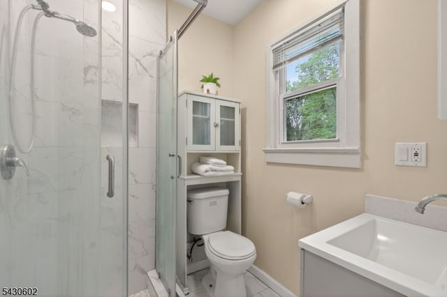 215 Grove St, Somerville Boro, NJ 08876