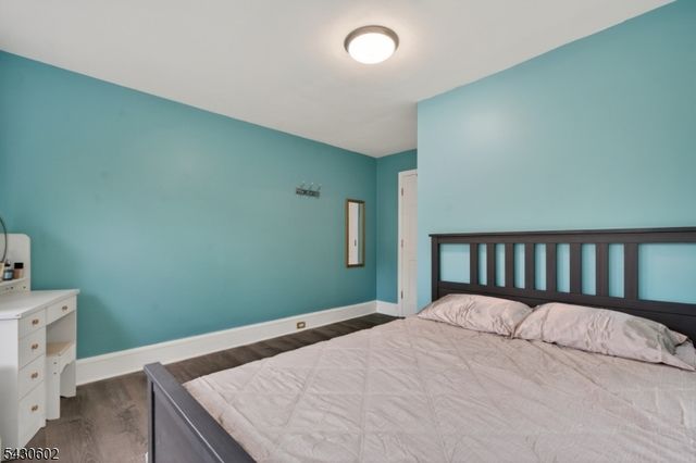 215 Grove St, Somerville Boro, NJ 08876