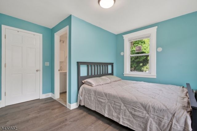 215 Grove St, Somerville Boro, NJ 08876