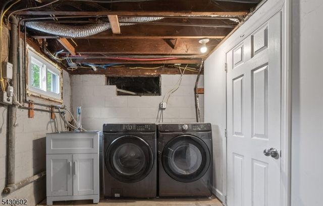 215 Grove St, Somerville Boro, NJ 08876