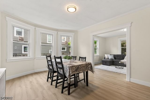 215 Grove St, Somerville Boro, NJ 08876