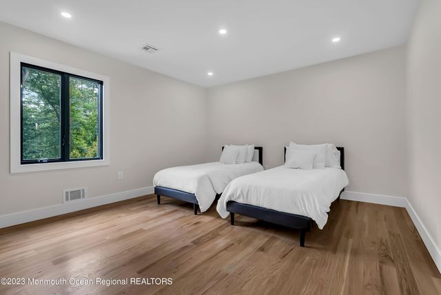265 Whalepond Road, Oakhurst, NJ 07755
