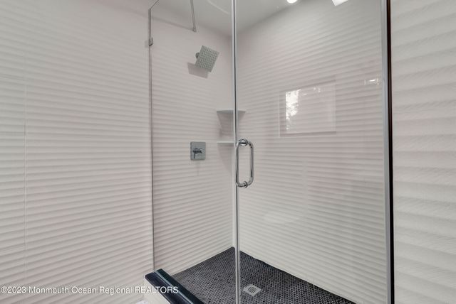 265 Whalepond Road, Oakhurst, NJ 07755