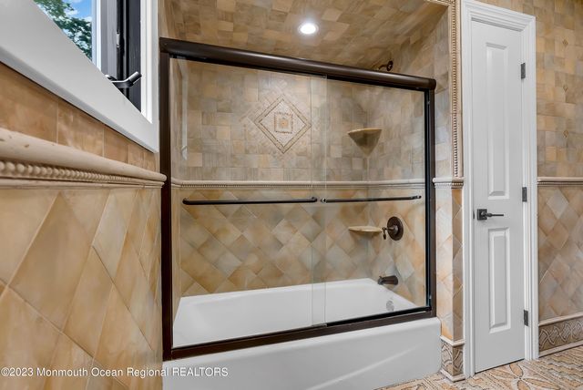 265 Whalepond Road, Oakhurst, NJ 07755