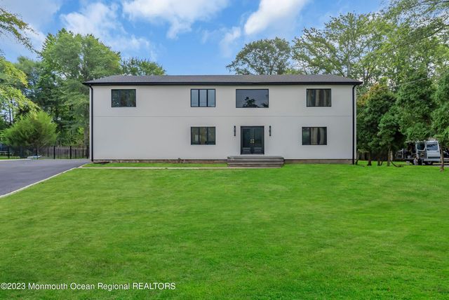 265 Whalepond Road, Oakhurst, NJ 07755