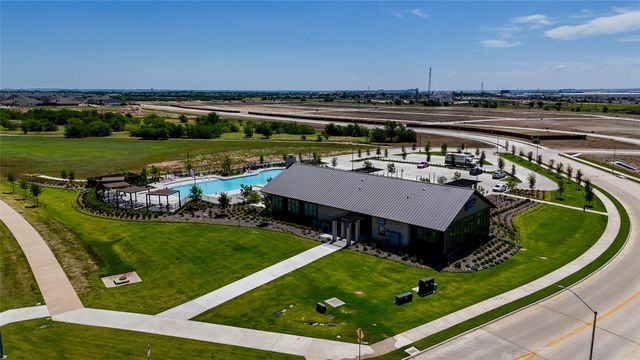 1224 Milfoil Drive, Justin, TX 76247