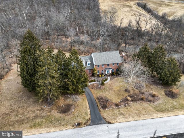 3 APPALOOSA WAY, Carlisle, PA 17015