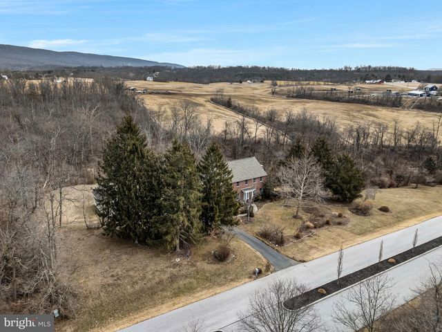 3 APPALOOSA WAY, Carlisle, PA 17015