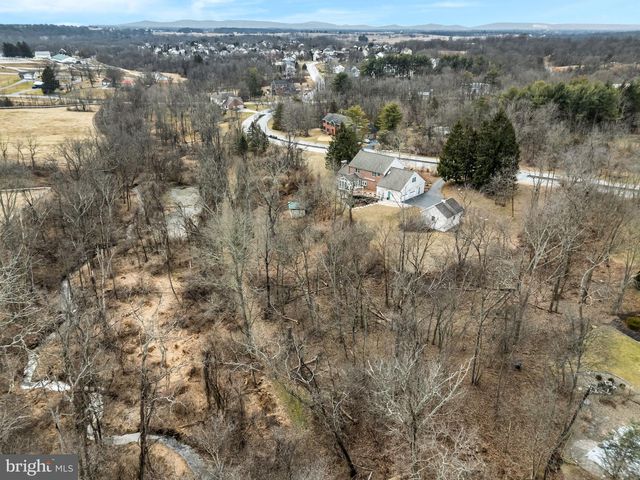 3 APPALOOSA WAY, Carlisle, PA 17015