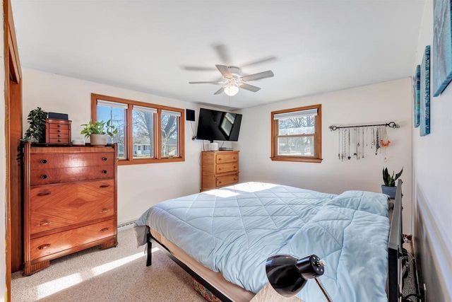 3012 LAWNDALE DRIVE, Green Bay, WI 54311