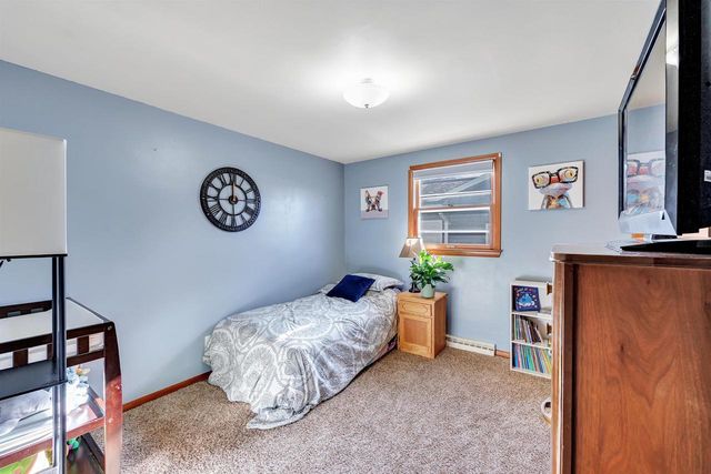 3012 LAWNDALE DRIVE, Green Bay, WI 54311