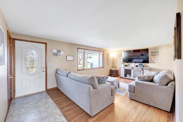 3012 LAWNDALE DRIVE, Green Bay, WI 54311