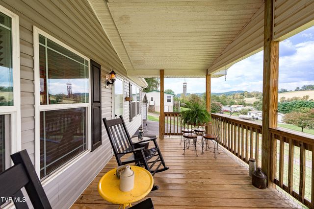 146 Alexander Crossing Drive, Church Hill, TN 37642