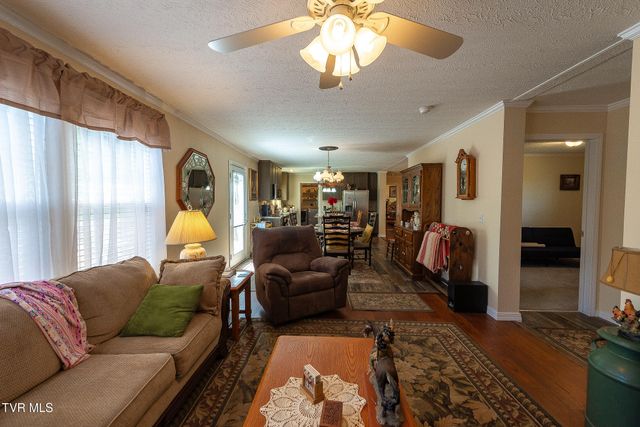 146 Alexander Crossing Drive, Church Hill, TN 37642