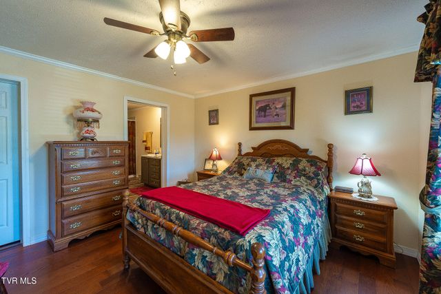 146 Alexander Crossing Drive, Church Hill, TN 37642