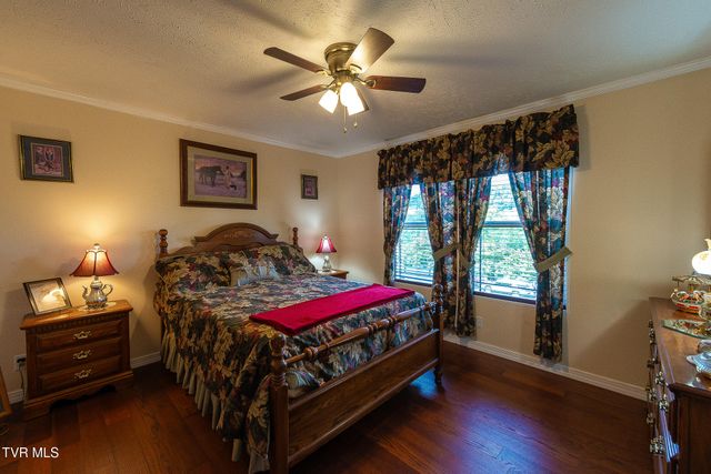 146 Alexander Crossing Drive, Church Hill, TN 37642
