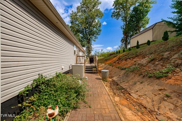 146 Alexander Crossing Drive, Church Hill, TN 37642