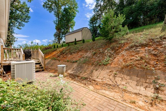 146 Alexander Crossing Drive, Church Hill, TN 37642