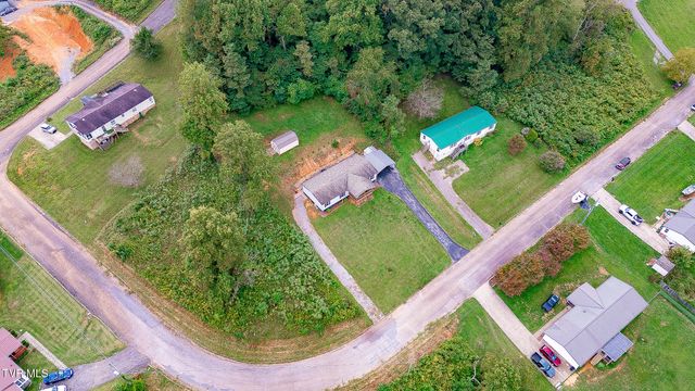 146 Alexander Crossing Drive, Church Hill, TN 37642