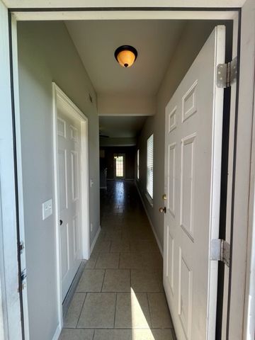 2006 Azlin Place A, Siloam Springs, AR 72761