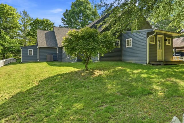 101 Hemlock Shores DR, Goodview, VA 24095