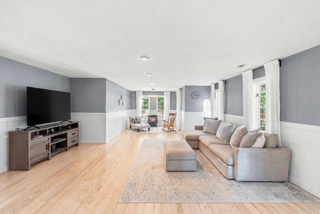 101 Hemlock Shores DR, Goodview, VA 24095