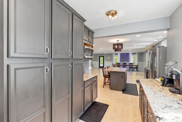 101 Hemlock Shores DR, Goodview, VA 24095