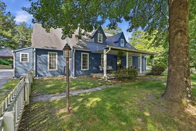 101 Hemlock Shores DR, Goodview, VA 24095
