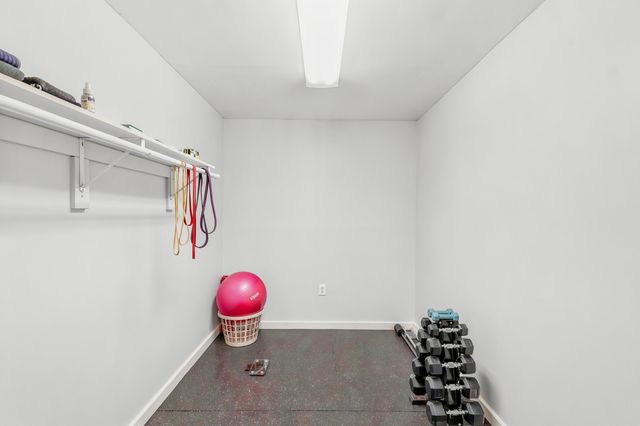 101 Hemlock Shores DR, Goodview, VA 24095