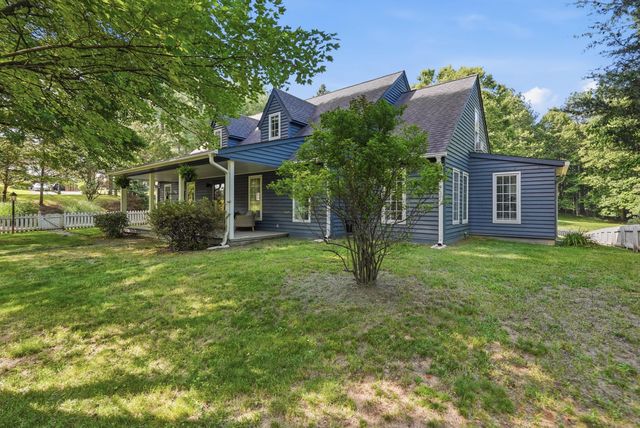 101 Hemlock Shores DR, Goodview, VA 24095