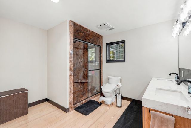 101 Hemlock Shores DR, Goodview, VA 24095