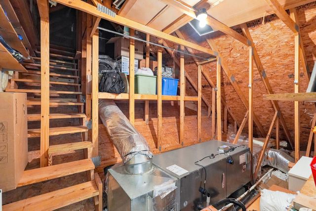 101 Hemlock Shores DR, Goodview, VA 24095
