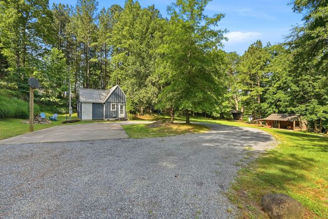 101 Hemlock Shores DR, Goodview, VA 24095