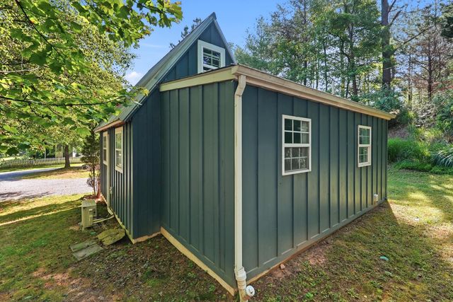 101 Hemlock Shores DR, Goodview, VA 24095