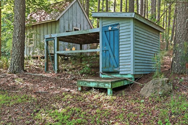 101 Hemlock Shores DR, Goodview, VA 24095