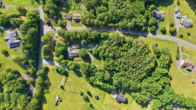 101 Hemlock Shores DR, Goodview, VA 24095