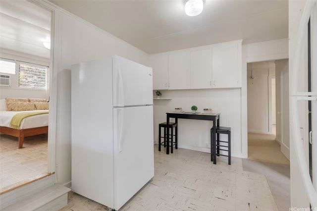 2166 Palolo Avenue, Honolulu, HI 96816