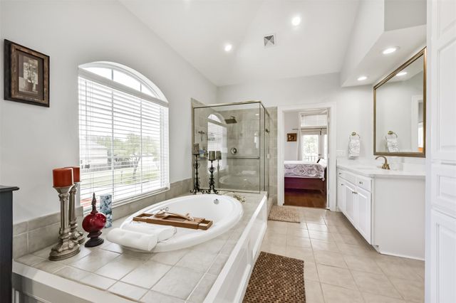 1301 Ketch Court, League City, TX 77573