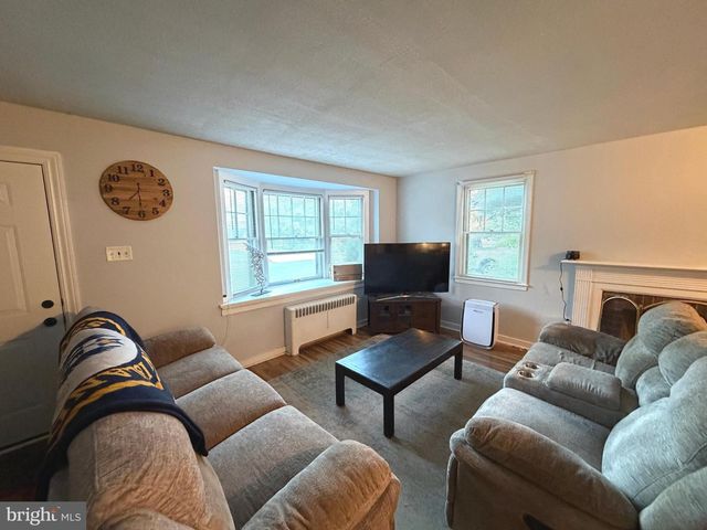 66 WESTERLY RD, Camp Hill, PA 17011
