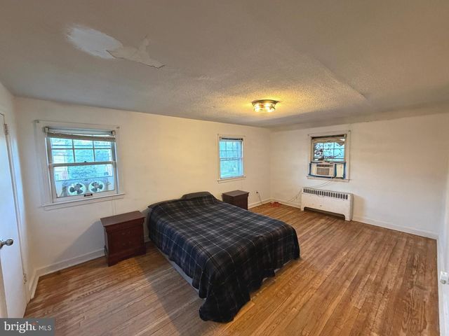 66 WESTERLY RD, Camp Hill, PA 17011