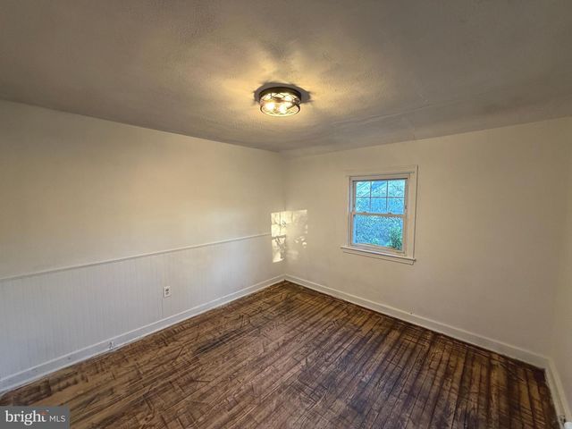 66 WESTERLY RD, Camp Hill, PA 17011