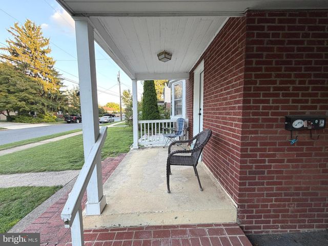 66 WESTERLY RD, Camp Hill, PA 17011