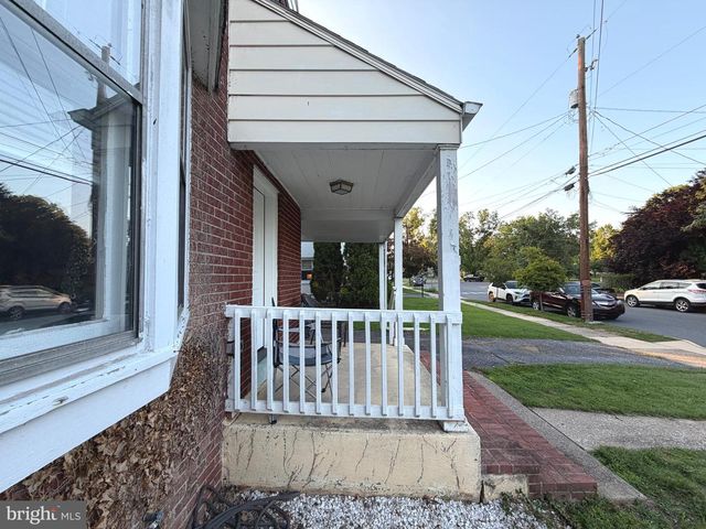 66 WESTERLY RD, Camp Hill, PA 17011